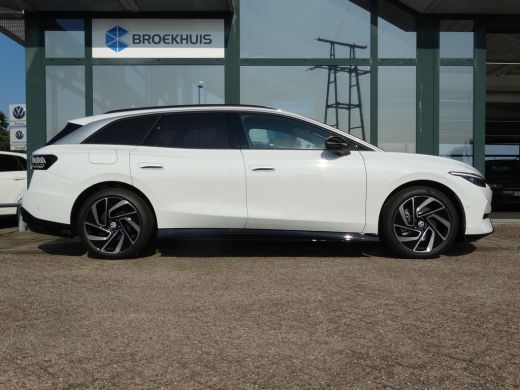 Volkswagen ID.7 Pro Business 286 pk 77 kWh | 20"LM velgen | Matrix Led | Stoelverwarming ActivLease financial lease