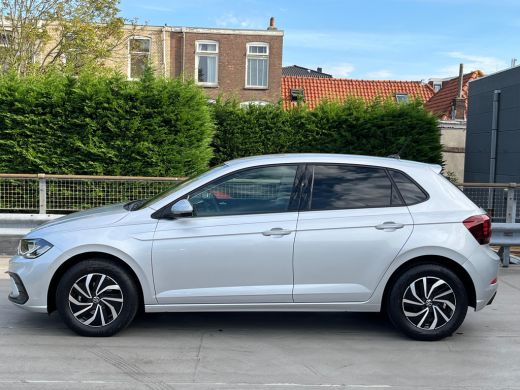 Volkswagen Polo 1.0 TSI Life Edition DSG 95 pk | Stoelverwarming | Carplay | Comfort pakket | Camera achter | PDC... ActivLease financial lease