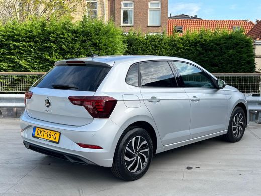 Volkswagen Polo 1.0 TSI Life Edition DSG 95 pk | Stoelverwarming | Carplay | Comfort pakket | Camera achter | PDC... ActivLease financial lease