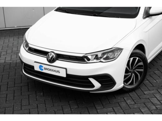 Volkswagen Polo 1.0 TSI Life Edition | Multimedia | Carplay | Navi | Climate | Camera ActivLease financial lease