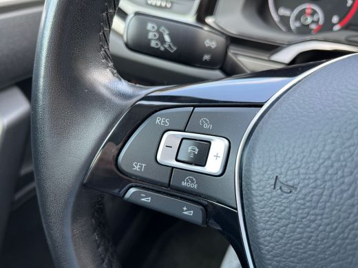 Volkswagen Polo 1.0 TSI R-Line Edition | PDC V+A | Airco | ACC | Apple Carplay | 16" LM velgen | ActivLease financial lease