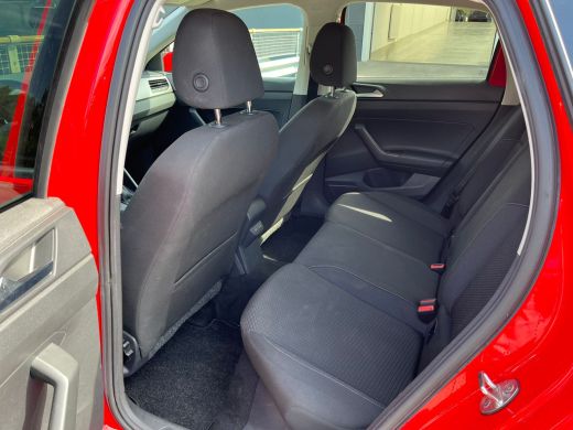 Volkswagen Polo 1.0 TSI R-Line Edition | PDC V+A | Airco | ACC | Apple Carplay | 16" LM velgen | ActivLease financial lease