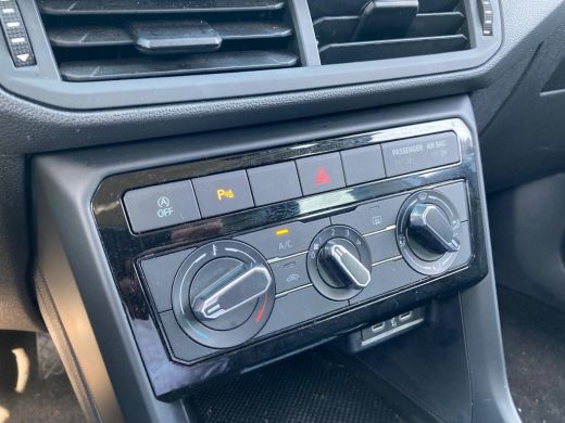 Volkswagen T-Cross 1.0 TSI Life 95 pk | Carplay | Parkeersensoren | el. inklapbare spiegels ActivLease financial lease