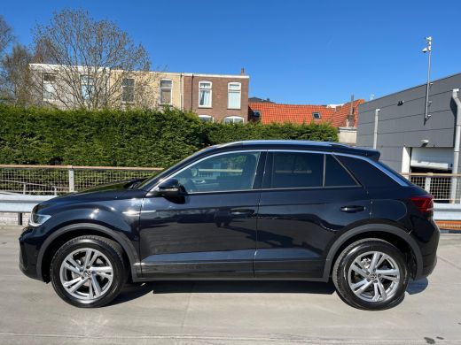 Volkswagen T-Roc 1.5 150PK DSG TSI R-Line | ACC | Multimedia pakket | Achteruitrijcamera | Interieur compleet | Ge... ActivLease financial lease