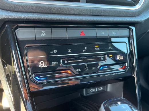 Volkswagen T-Roc 1.5 150PK DSG TSI R-Line | ACC | Multimedia pakket | Achteruitrijcamera | Interieur compleet | Ge... ActivLease financial lease