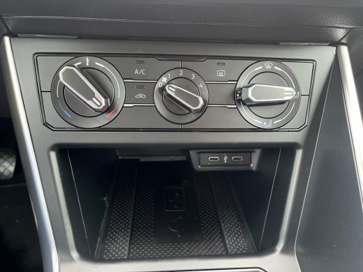 Volkswagen Taigo 1.0 96PK TSI Life | Airco | Apple Carplay/Android Auto | Autonomous Emergency Braking ActivLease financial lease