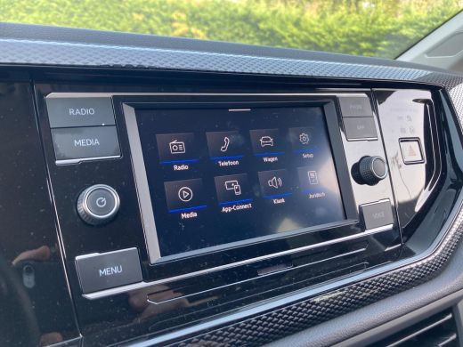 Volkswagen Taigo 1.0 TSI Life | ACC | Airco | Camera achter | Apple Carplay | Getint glas achter | ActivLease financial lease