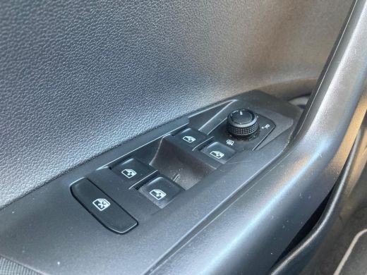 Volkswagen Taigo 1.0 TSI Life | Navigatie | ACC | PDC V+A | Automatische Airco | Apple Carplay | ActivLease financial lease