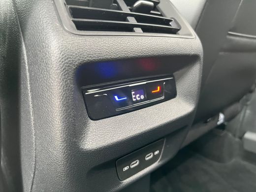 Volkswagen Tayron 1.5 eTSI 204 pk Life Edition | Comfort pakket | ACC | LED Plus | Camera achter | Apple Carplay | ActivLease financial lease