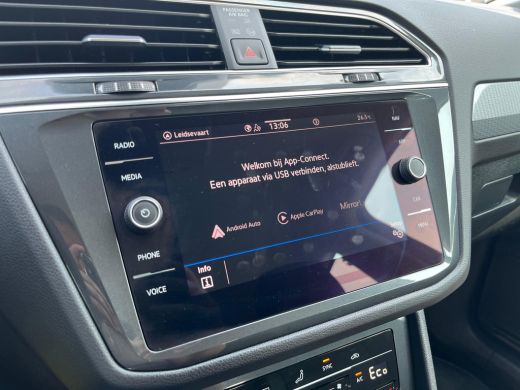 Volkswagen Tiguan 1.4 eHybrid 245pk | SoH 94% | Navigatie pakket | Spiegel pakket | ACC | Apple Carplay | PDC V+A | ActivLease financial lease