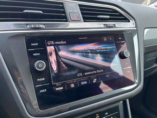 Volkswagen Tiguan 1.4 eHybrid 245pk | SoH 94% | Navigatie pakket | Spiegel pakket | ACC | Apple Carplay | PDC V+A | ActivLease financial lease