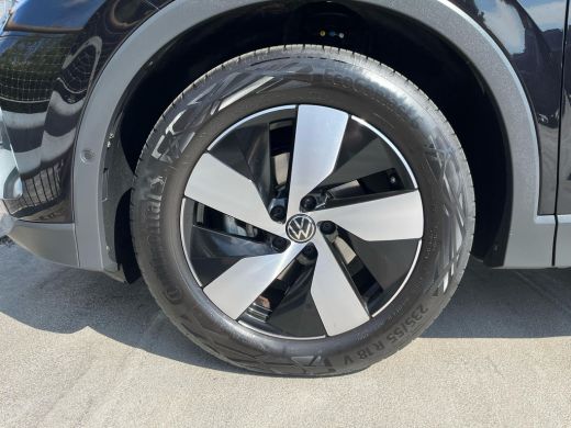 Volkswagen Tiguan 1.5 eTSI Life Edition | ACC | PDC V+A | Camera achter | Stuur en stoelverwarming | Navigatie | Ap... ActivLease financial lease