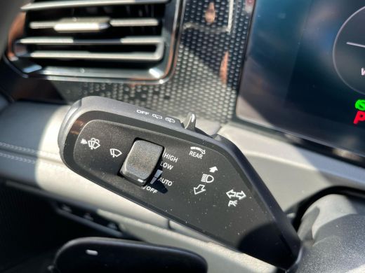 Volkswagen Tiguan 1.5 eTSI Life Edition | ACC | PDC V+A | Camera achter | Stuur en stoelverwarming | Navigatie | Ap... ActivLease financial lease