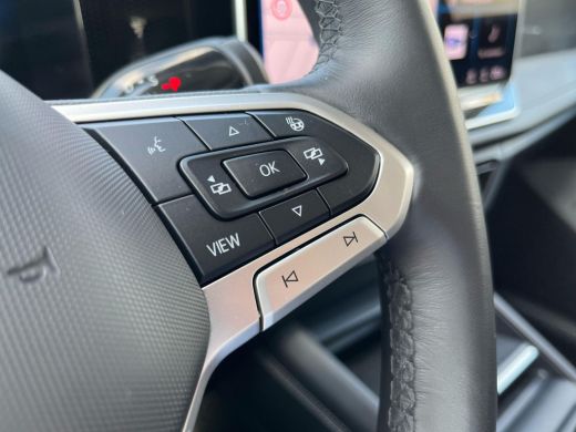 Volkswagen Tiguan 1.5 eTSI Life Edition | ACC | PDC V+A | Camera achter | Stuur en stoelverwarming | Navigatie | Ap... ActivLease financial lease