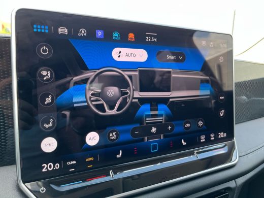 Volkswagen Tiguan 1.5 eTSI Life Edition | ACC | PDC V+A | Camera achter | Stuur en stoelverwarming | Navigatie | Ap... ActivLease financial lease