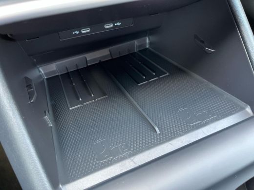 Volkswagen Tiguan 1.5 eTSI Life Edition | ACC | PDC V+A | Camera achter | Stuur en stoelverwarming | Navigatie | Ap... ActivLease financial lease