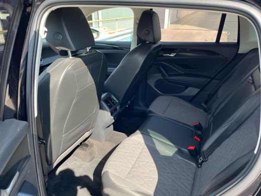 Volkswagen Tiguan 1.5 eTSI Life Edition | ACC | PDC V+A | Camera achter | Stuur en stoelverwarming | Navigatie | Ap... ActivLease financial lease