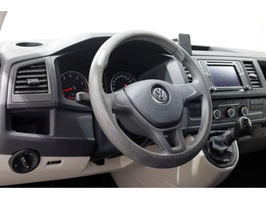 Volkswagen Transporter 2.0 TSI 150pk Benzine L2H3 Trendline Airco/Camera/Camper? BPM-VRIJ 03-2019 ActivLease financial lease