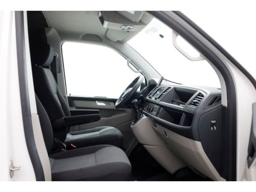 Volkswagen Transporter 2.0 TSI 150pk Benzine L2H3 Trendline Airco/Camera/Camper? BPM-VRIJ 03-2019 ActivLease financial lease