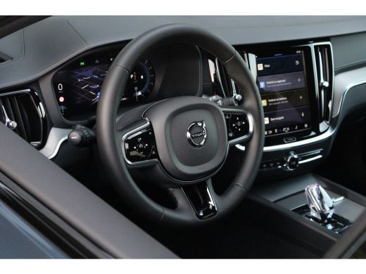Volvo  V60 Cross Country B5 AWD Ultimate | Head-Up | Harman Kardon | Standkachel | 360° Camera | Trekhaak | ... ActivLease financial lease