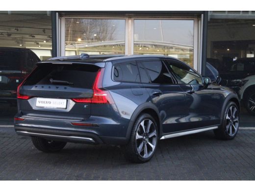 Volvo  V60 Cross Country B5 AWD Ultimate | Head-Up | Harman Kardon | Standkachel | 360° Camera | Trekhaak | ... ActivLease financial lease