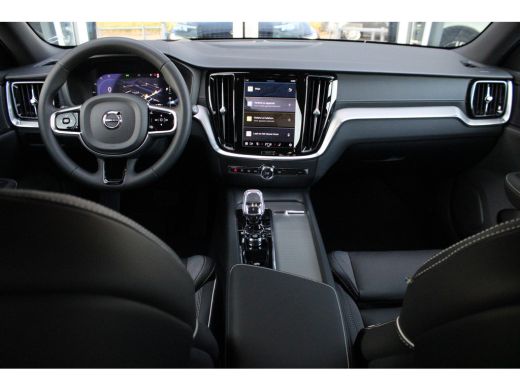 Volvo  V60 Cross Country B5 AWD Ultimate | Head-Up | Harman Kardon | Standkachel | 360° Camera | Trekhaak | ... ActivLease financial lease