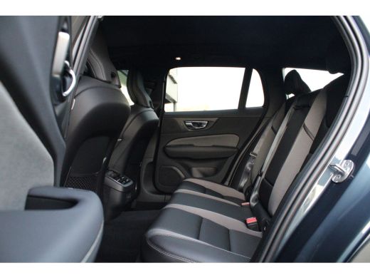 Volvo  V60 Cross Country B5 AWD Ultimate | Head-Up | Harman Kardon | Standkachel | 360° Camera | Trekhaak | ... ActivLease financial lease