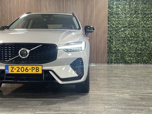 Volvo  XC60 T6 AWD Recharge Plus Dark | Trekhaak | 360° Camera | All Season banden | Adaptieve Cruise Control... ActivLease financial lease
