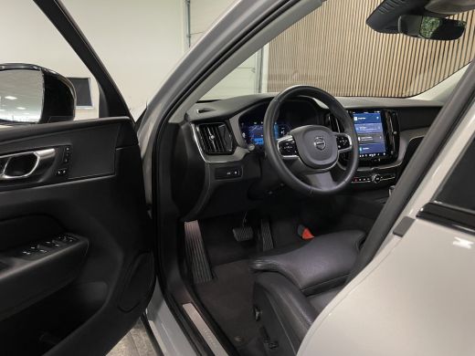 Volvo  XC60 T6 AWD Recharge Plus Dark | Trekhaak | 360° Camera | All Season banden | Adaptieve Cruise Control... ActivLease financial lease
