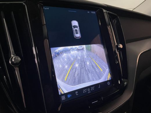 Volvo  XC60 T6 AWD Recharge Plus Dark | Trekhaak | 360° Camera | All Season banden | Adaptieve Cruise Control... ActivLease financial lease