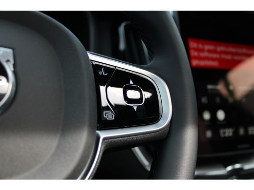 Volvo  XC60 T6 AWD Ultra Black Edition | Bowers & Wilkins | Luchtvering | Gelamineerde zijruiten | Head-Up Di... ActivLease financial lease