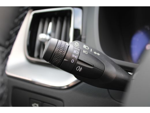 Volvo  XC60 T6 AWD Ultra Black Edition | Bowers & Wilkins | Luchtvering | Gelamineerde zijruiten | Head-Up Di... ActivLease financial lease