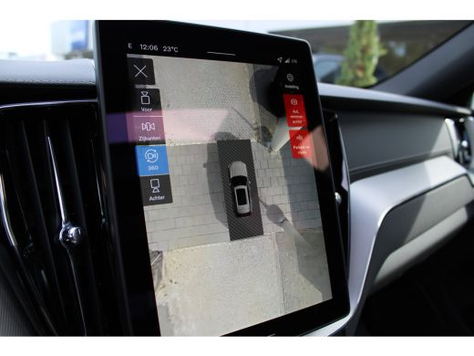 Volvo  XC60 T6 AWD Ultra Black Edition | Bowers & Wilkins | Luchtvering | Gelamineerde zijruiten | Head-Up Di... ActivLease financial lease