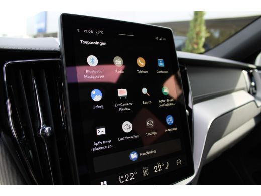 Volvo  XC60 T6 AWD Ultra Black Edition | Bowers & Wilkins | Luchtvering | Gelamineerde zijruiten | Head-Up Di... ActivLease financial lease