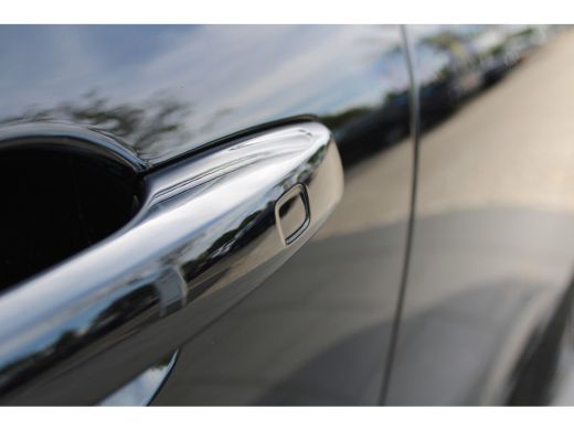 Volvo  XC60 T6 AWD Ultra Black Edition | Bowers & Wilkins | Luchtvering | Gelamineerde zijruiten | Head-Up Di... ActivLease financial lease