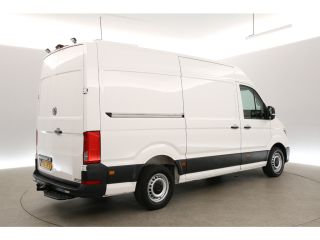 Volkswagen Crafter 35 2.0 TDI L3H3 177PK 3500kg Trekgew. Trekhaak Airco Cruise PDC 3 Persoons