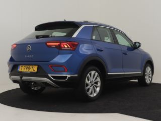 Volkswagen T-Roc 1.5 TSI Style 150pk Trekhaak | Adaptief cruise control | dodehoekdetectie | Navigatie via app con...