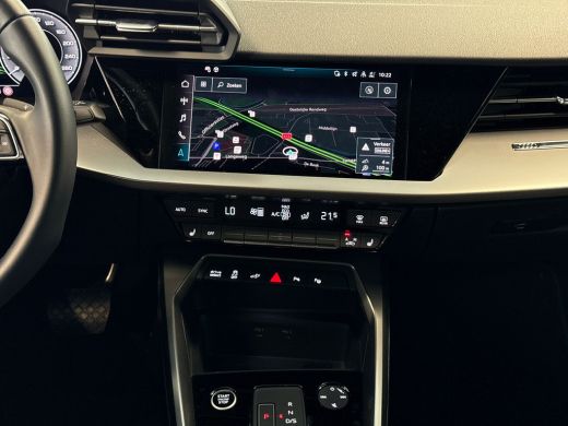 Audi A3 Sportback 45 245pk TFSI e S edition Competition Stoelverwarming voorin | Parkeerassistent | Adapt... ActivLease financial lease