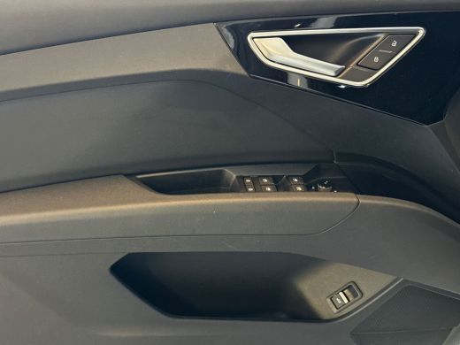 Audi Q4 e-tron 45 265pk quattro S edition 77 kWh | Stoelverwarming voorin | Matrix-ledkoplampen | Instaplijsten ... ActivLease financial lease