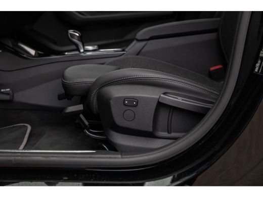 BMW 1 Serie 118i Introduction Edition | Achteruitrijcamera | Electronic climate controle | Navigatiesysteem f... ActivLease financial lease