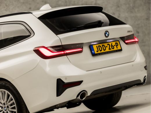 BMW 3 Serie Touring 330e High Executive Sportline 293Pk Automaat (APPLE CARPLAY, GROOT NAVI, LEDER, CAMERA, S... ActivLease financial lease