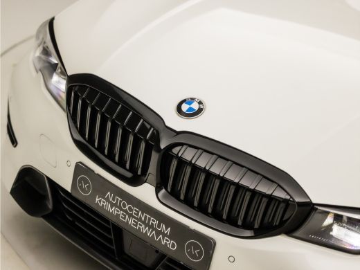 BMW 3 Serie Touring 330e High Executive 293Pk Automaat (APPLE CARPLAY, GROOT NAVI, LEDER, CAMERA, SFEERVERLIC... ActivLease financial lease