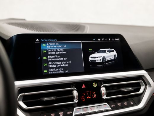 BMW 3 Serie Touring 330e High Executive Sportline 293Pk Automaat (APPLE CARPLAY, GROOT NAVI, LEDER, CAMERA, S... ActivLease financial lease