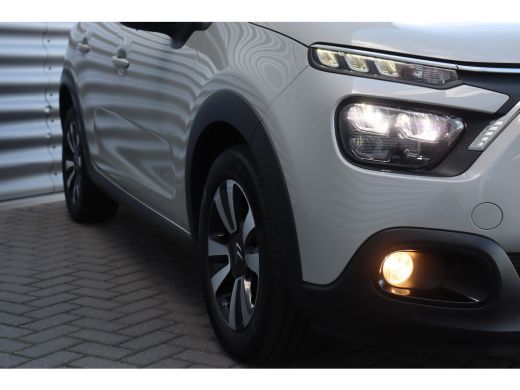 Citroën C3 1.2 PURETECH 83PK 5-DRS SHINE / NAVI / CLIMA / LED / PDC / 16" LMV / WINTERPAKKET / BLUETOOTH / C... ActivLease financial lease