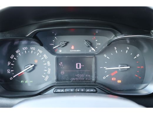 Citroën C3 1.2 PURETECH 83PK 5-DRS SHINE / NAVI / CLIMA / LED / PDC / 16" LMV / WINTERPAKKET / BLUETOOTH / C... ActivLease financial lease