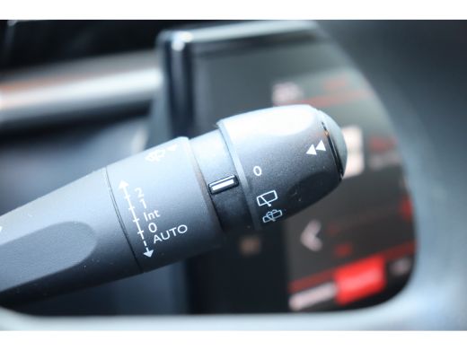 Citroën C3 1.2 PURETECH 83PK 5-DRS SHINE / NAVI / CLIMA / LED / PDC / 16" LMV / WINTERPAKKET / BLUETOOTH / C... ActivLease financial lease
