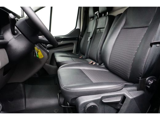 Ford Transit Custom 2.0 170PK L2H1 Sport Automaat | Parkeersensor voor en achter | Navigatiesysteem | Apple carplay/A... ActivLease financial lease