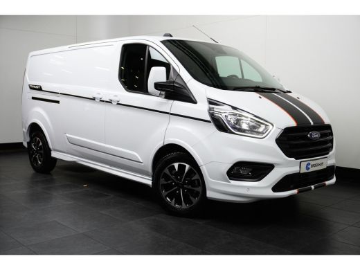 Ford Transit Custom 2.0 170PK L2H1 Sport Automaat | Parkeersensor voor en achter | Navigatiesysteem | Apple carplay/A... ActivLease financial lease
