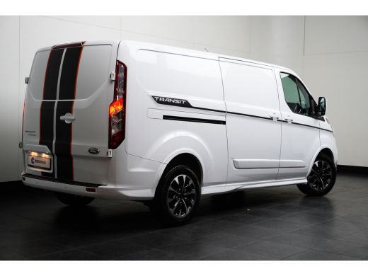 Ford Transit Custom 2.0 170PK L2H1 Sport Automaat | Parkeersensor voor en achter | Navigatiesysteem | Apple carplay/A... ActivLease financial lease