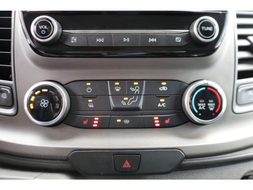 Ford Transit Custom 2.0 TDci 130pk L2 H1 Trend Automaat Inrichting ActivLease financial lease